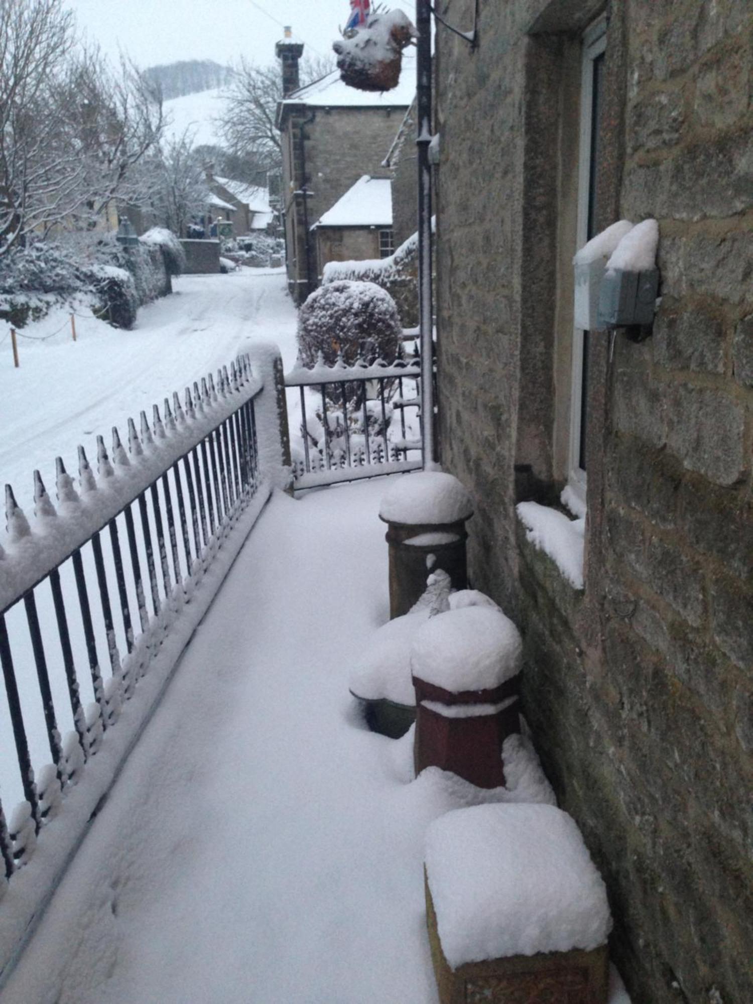 Ramblers Rest Bed & Breakfast Castleton  Exterior photo